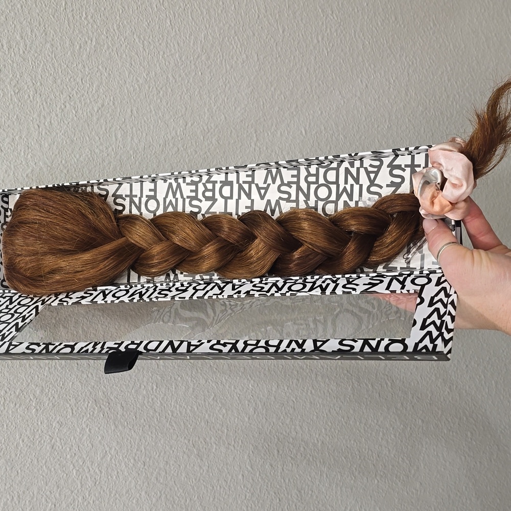 BELLAMI chestnut Brown ponytail Extension 20inch